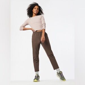 NWT outdoor voices chocolate rectrek pant